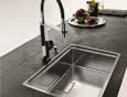 Zlewozmywak i bateria w kuchni. Jak wybrać odpowiednie?
